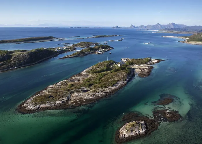 Semesteranläggning (resort) Manshausen Island