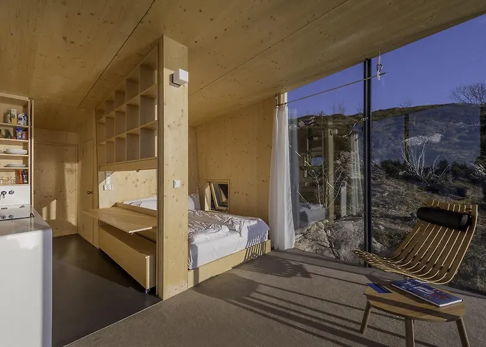 Semesteranläggning (resort) Manshausen Island Nordskot