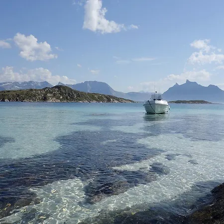 Manshausen Island * Nordskot