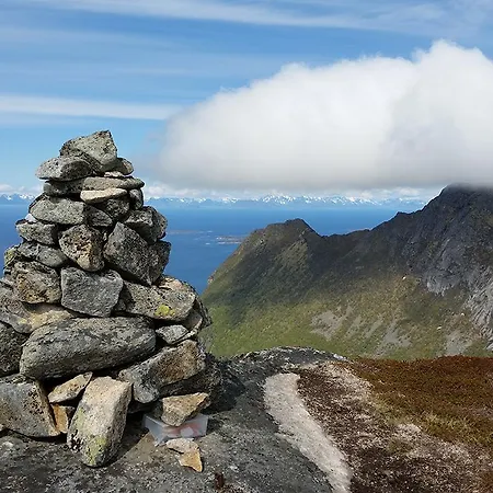 Semesteranläggning (resort) Manshausen Island *